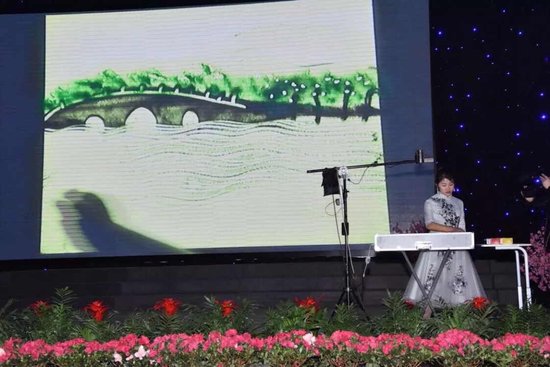 中国·银河集团(galaxy)艾普喷涂机器人