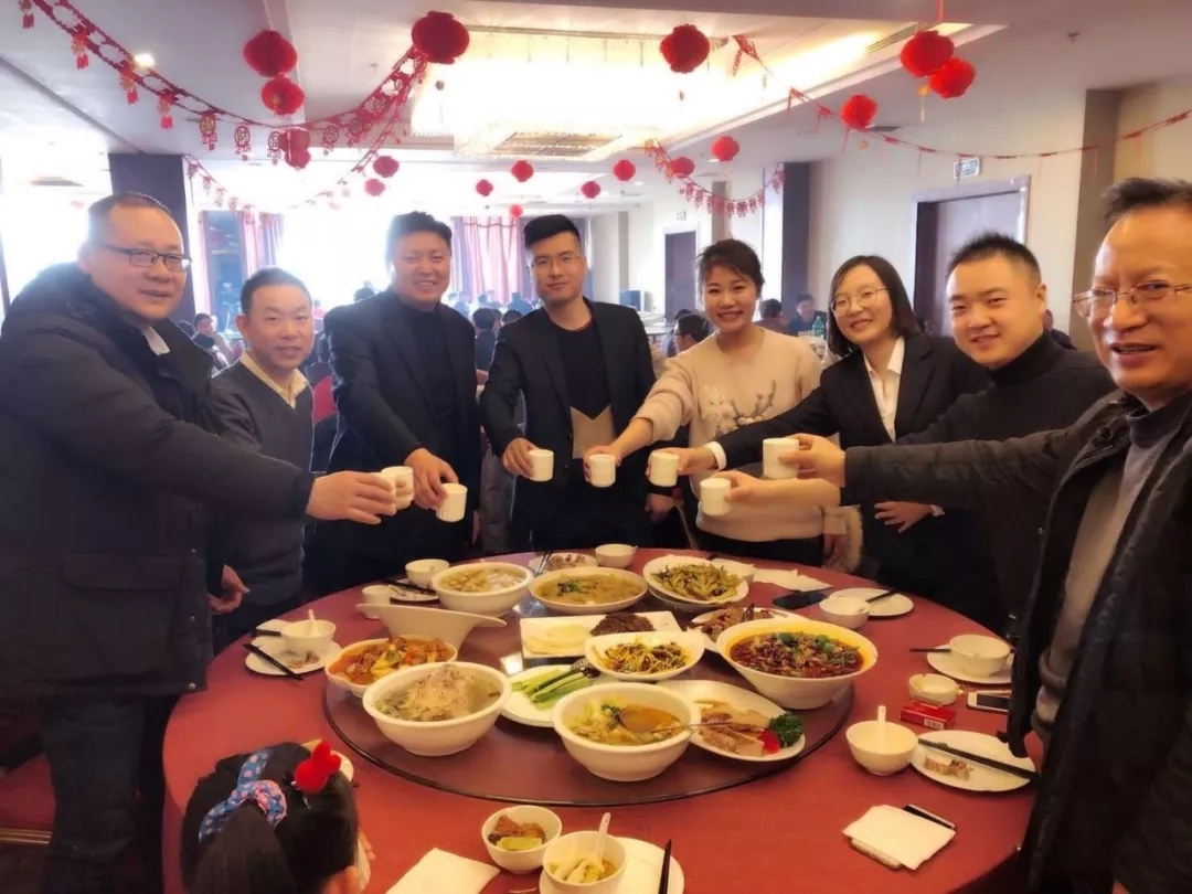 中国·银河集团(galaxy)艾普喷涂机器人