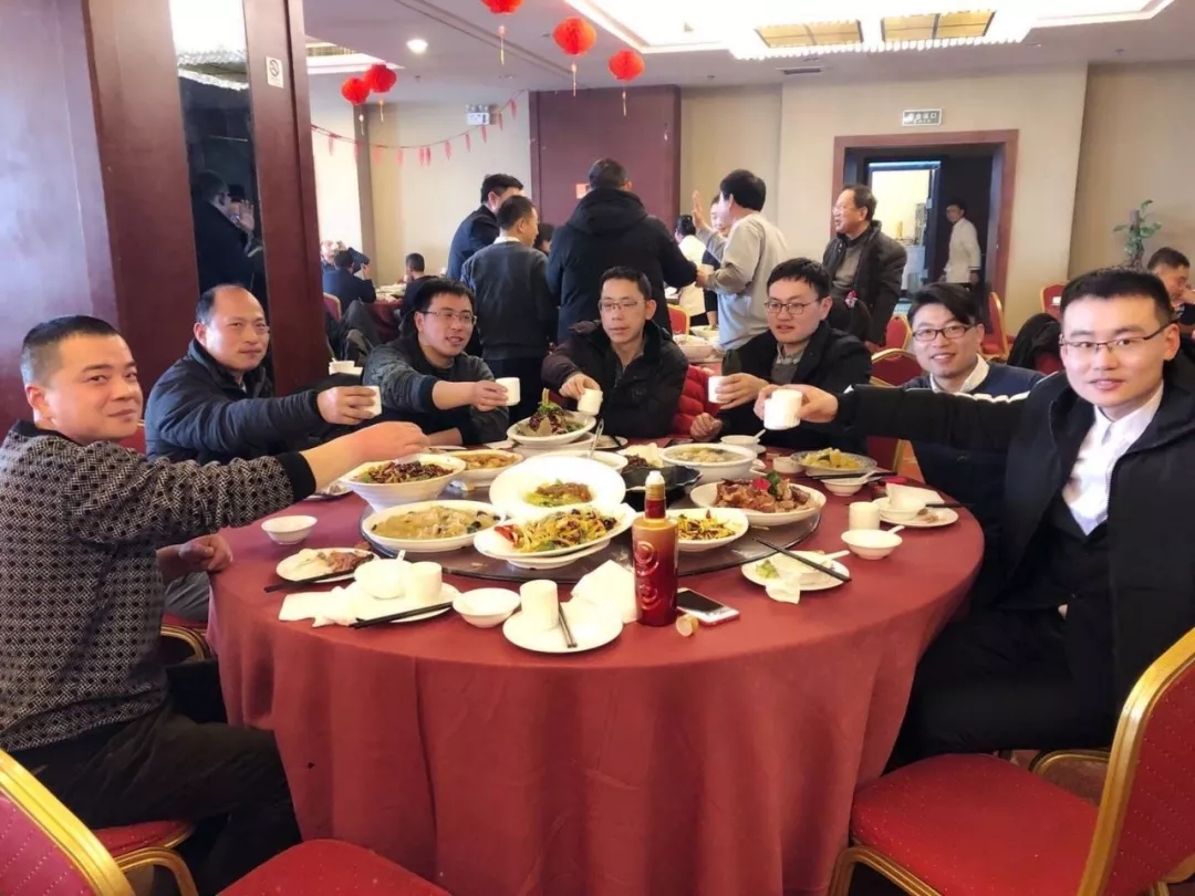 中国·银河集团(galaxy)艾普喷涂机器人